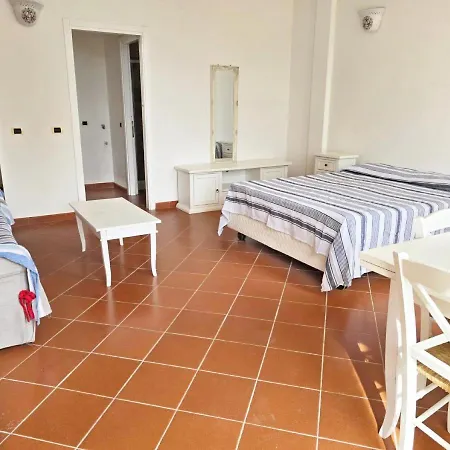 Appartamenti Capo D'Arco